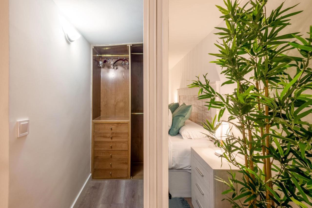 1 Bedroom 1 Bathroom Furnished - Lavapies - Duplex Madrid Kültér fotó